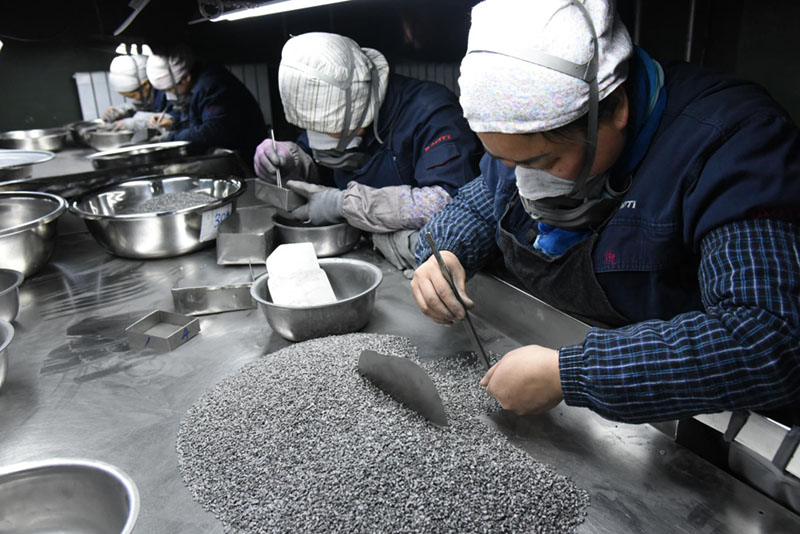 【行業(yè)先進(jìn)】勇于拼搏 敢于創(chuàng)新的優(yōu)秀團(tuán)隊(duì)——記全國(guó)有色金屬行業(yè)先進(jìn)集體、寶鈦集團(tuán)特種金屬公司中間合金部